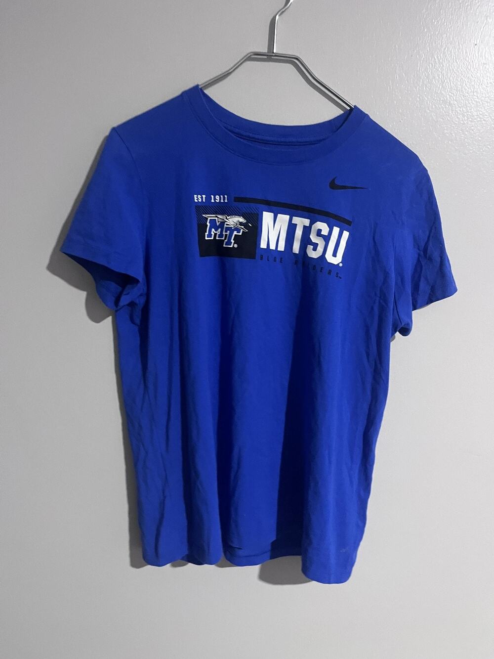 MTSU Blue Raiders Shirt Mens Large Blue NCAA Football Dri Fit Tee Nike